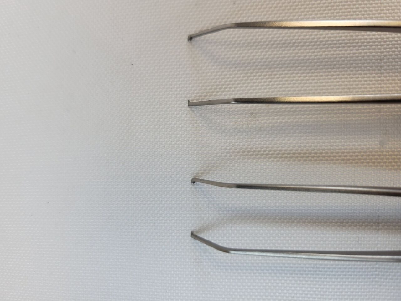 KARL STORZ 745716 Set of 2 Tissue Forceps, Angled, 1x2 Teeth, 15 cm — photo 3