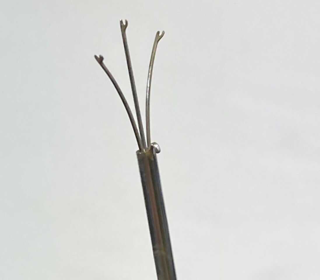MORIA 3  Beehler Pupil Dilator w/ Sterilization Case 10mm Active Part 3 Point Ophthalmology General — photo 8