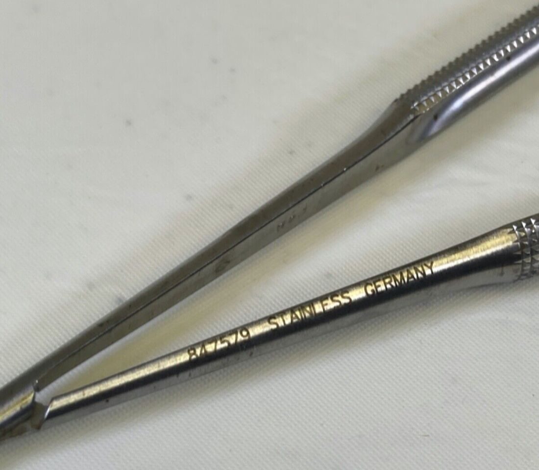 SNOWDEN-PENCER 88-6624 7" Horizontal Curved Blades Uhlig Round Handle Scissors Horizontal Curved Blades — photo 5