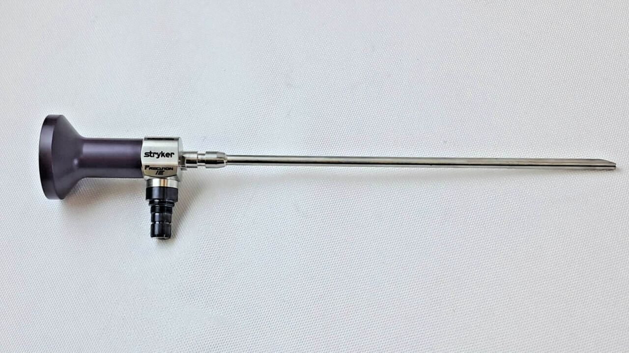 STRYKER 502-444-070 4mm 70o 4K Precision IE Autoclavable SpeedLock Arthroscope — photo 1