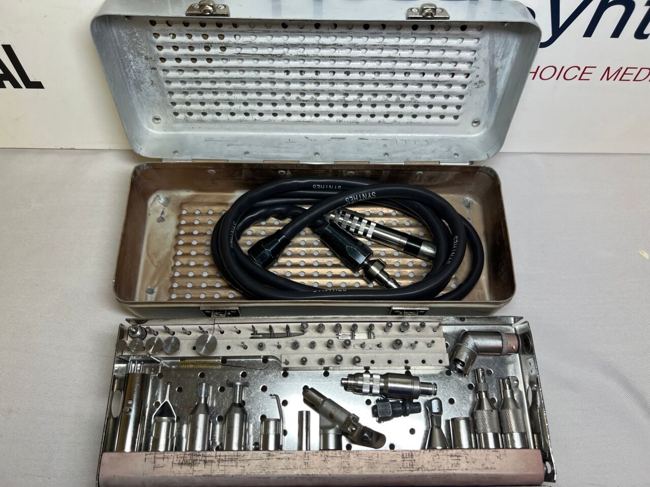 SYNTHES 512.155 Mini Compression Air Hose Drill System — photo 1