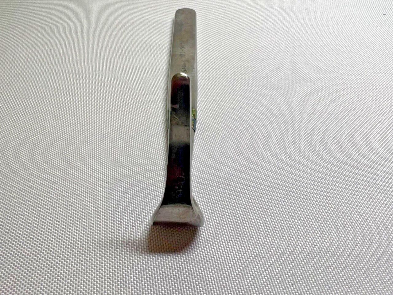 SSI ULTRA 77-5650 Distal Knee Retractor 9mm x 7" — photo 2