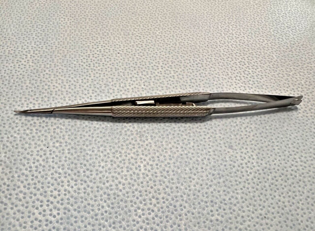 STORZ E3885 WL 6mm Curved Delicate Jaws 5" Non-Locking Micro Needle Holder Curved Delicate Jaws Non-Locking — photo 3