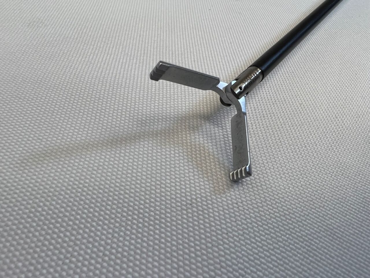 DYONICS 7208044 Laparoscopic Allis Forcep Monopolar Grasper — photo 2