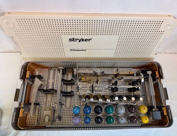 STRYKER HOWMEDICA Various Advantage Hip Instrument Sets — photo 8