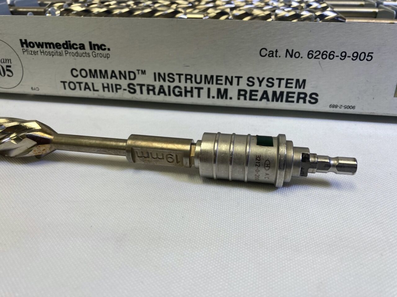 HOWMEDICA STRYKER 6266-9-905  Straight I.M. Reamers  Total Hip Instruments — photo 8