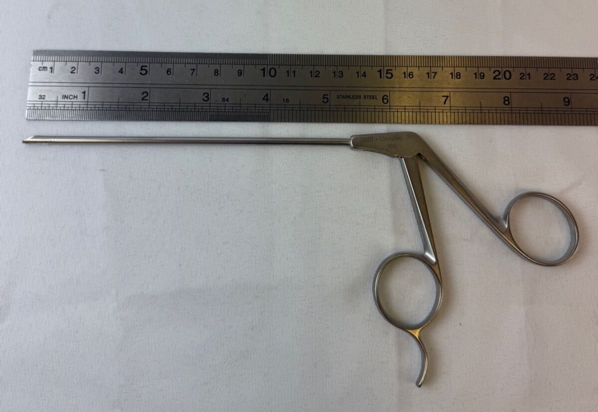 SHUTT-LINVATEC 1.1003 Straight 3.4mm Shaft Mini Tip Forceps 130mm Arthroscopy — photo 9