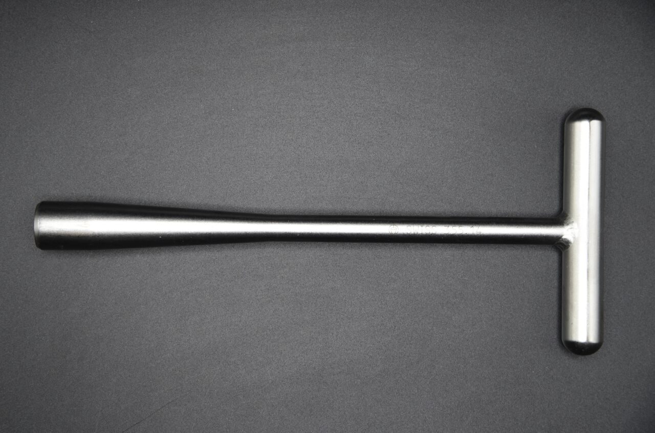 SYNTHES 355.14 355.140 T-Handle 11mm Cannulated Socket Wrench US286