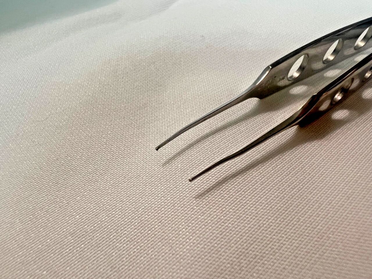 KARL STORZ E1502 Bishop-Harmon Tissue Forceps Delicate 1x2 Teeth 3-1/4" Length — photo 2