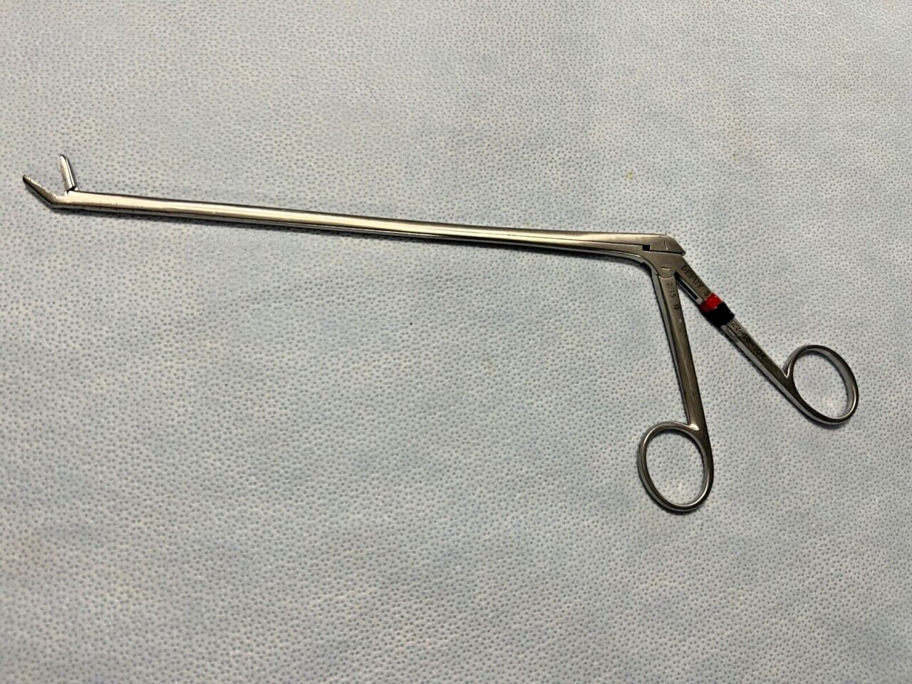 SYNTHES 2027-16-104 TLIF 4mm Angled 12" Pituitary Rongeur — photo 1