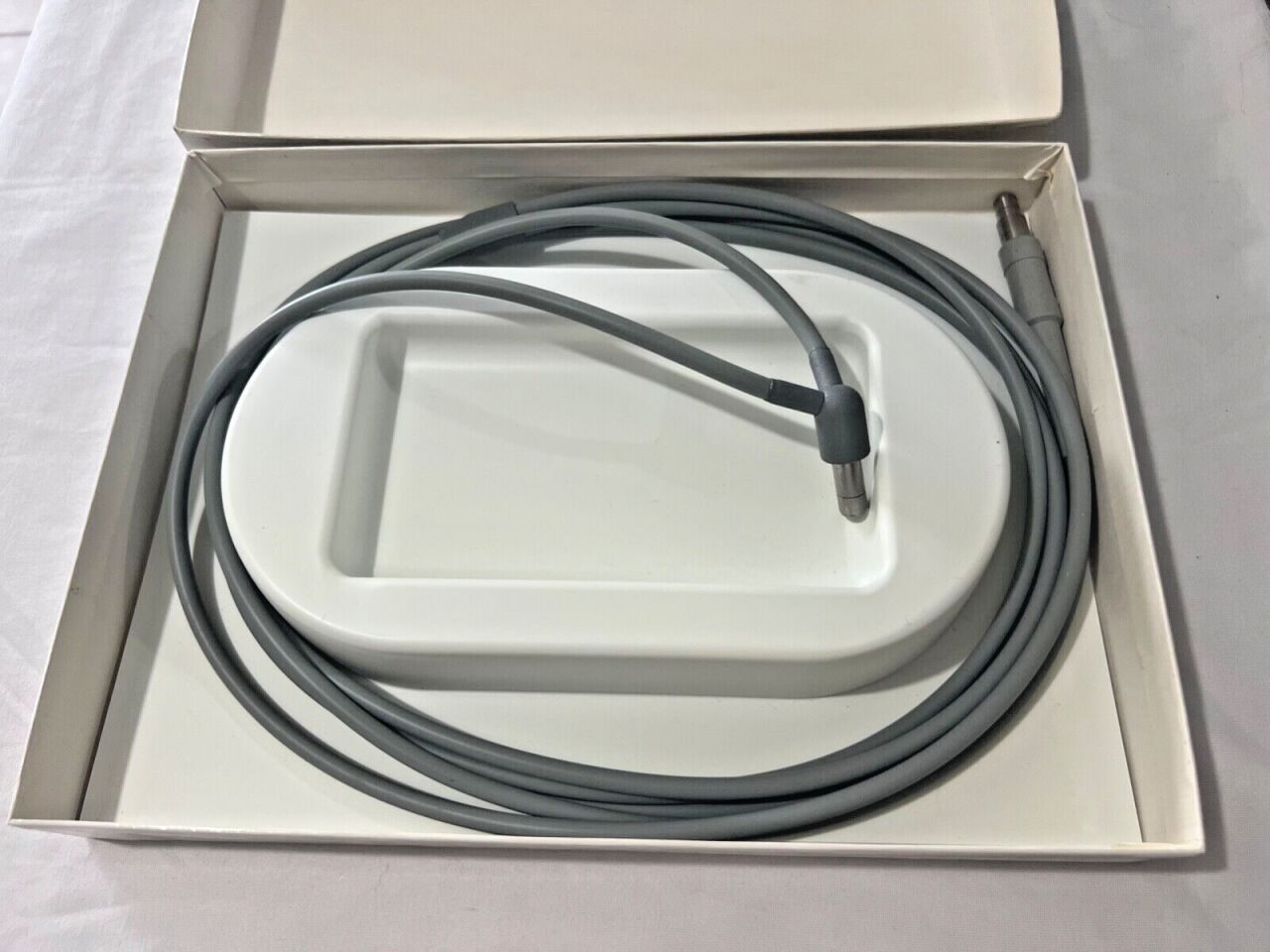CUDA TECHNOLOGIES 46543-W-SC Grey Light Source