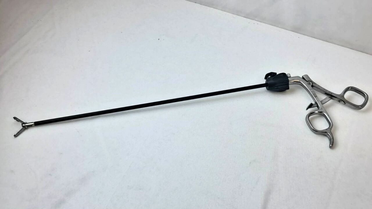SNOWDEN-PENCER 90-3001 Mckernen Fundus Grasping Forceps 5mm D/A Laparoscopic