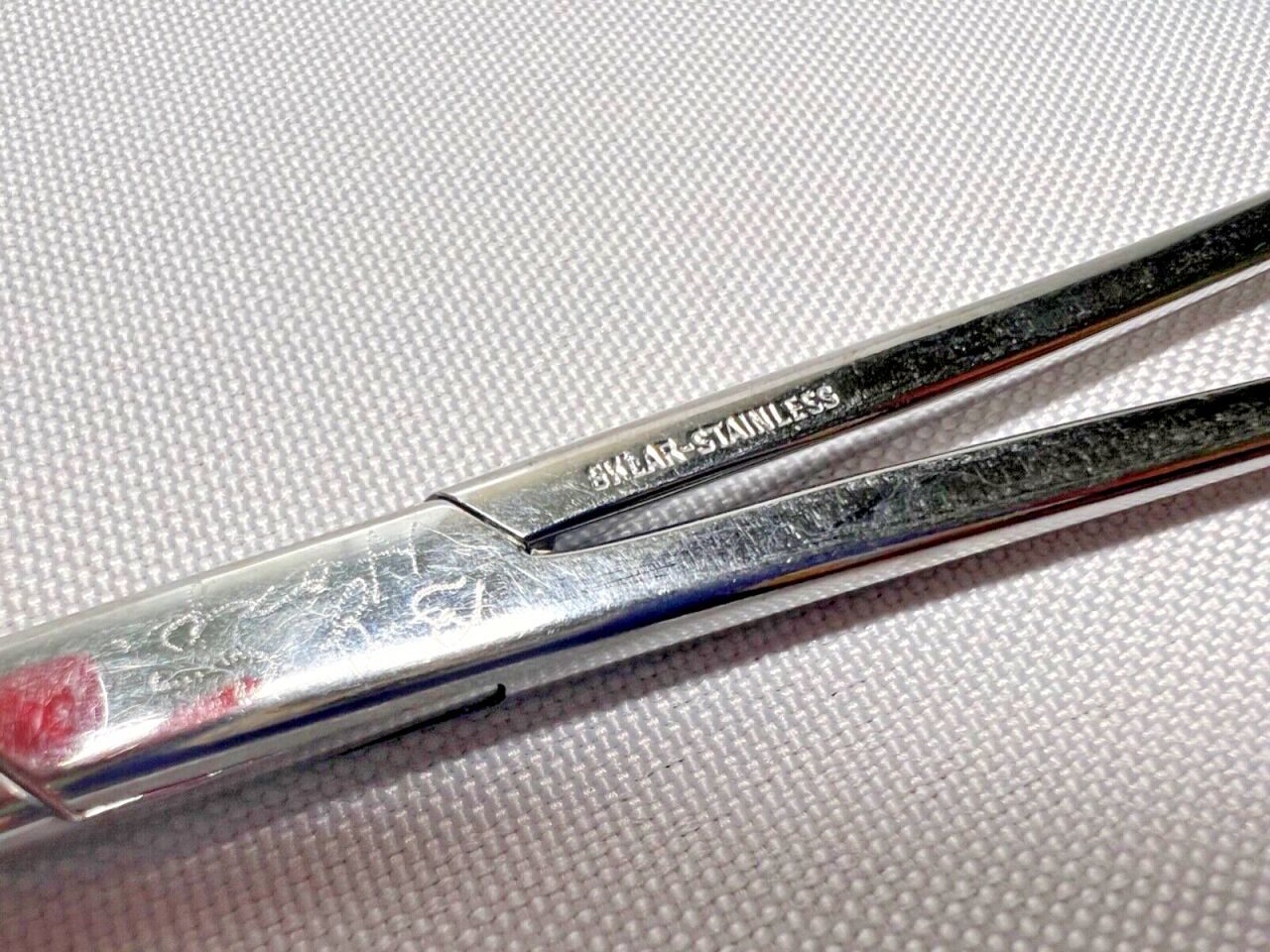 SKLAR 9" w/ Longitudinally Grooved Jaws Long Curved Hemostatic Forceps — photo 2