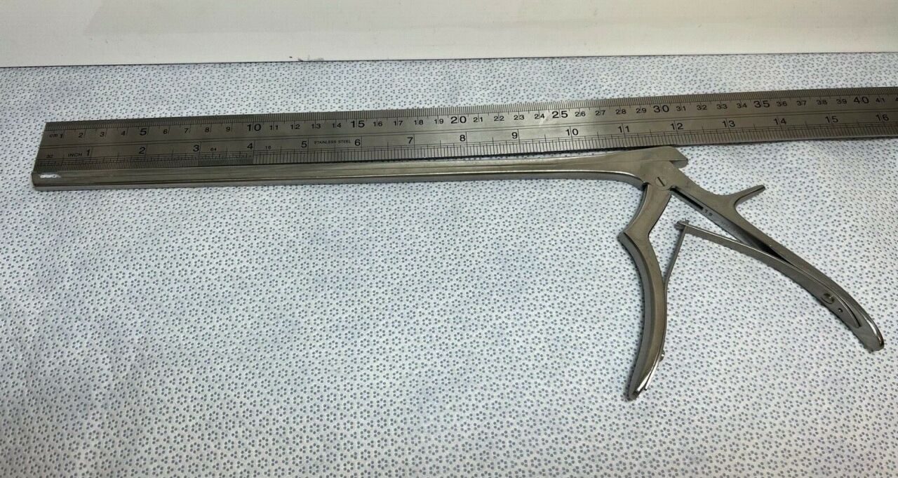 BMI 32-1502 11.5" X 5mm X 40deg Up Angled Anterior Lumbar Kerrison Rongeur 5mm X 40deg Up — photo 5