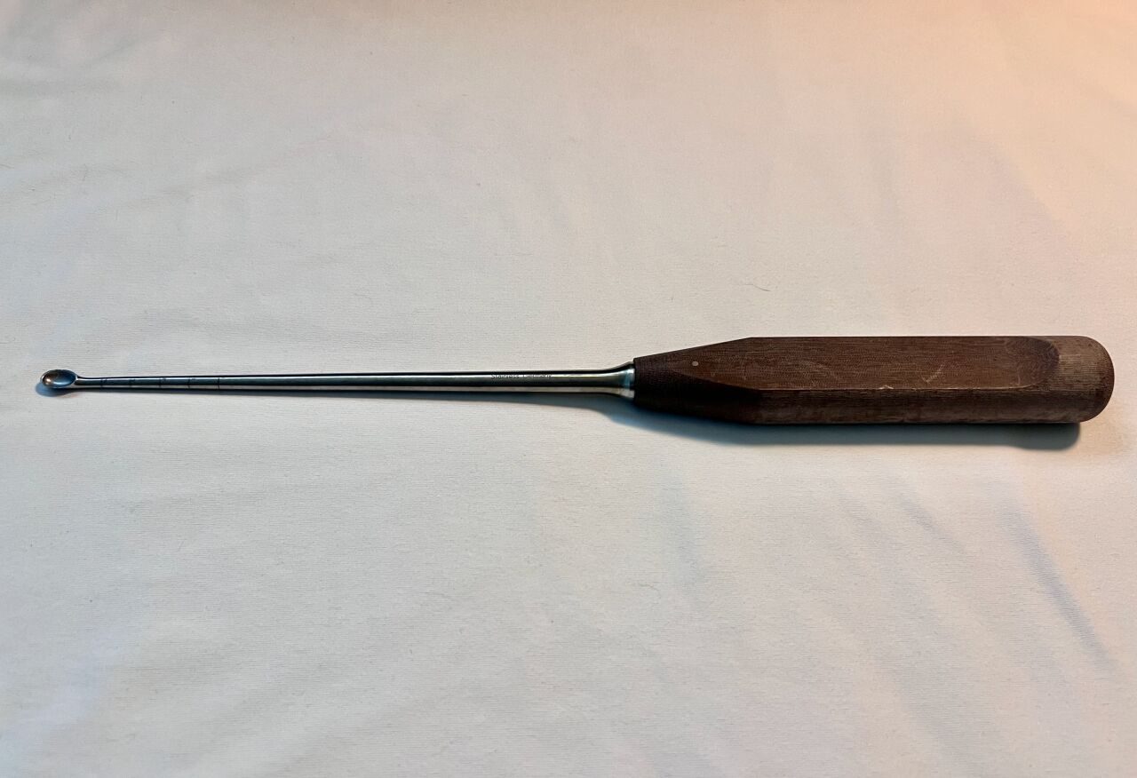 SYNTHES 389.278 Orthopedic 7.5mm Spinal Bone Curette Straight