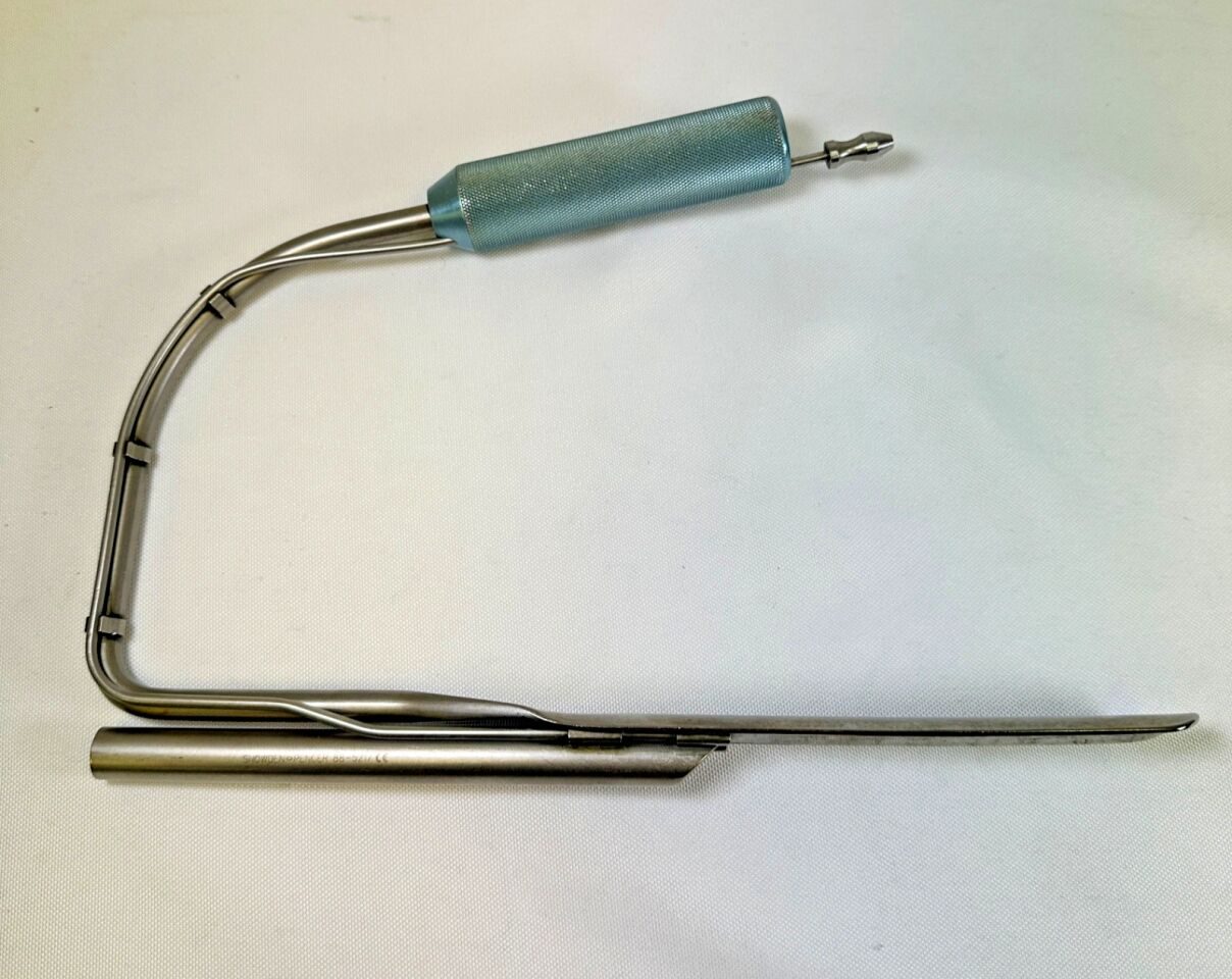 SNOWDEN-PENCER 88-5217 Emory Lighted Retractor 6" x 1" w/ Suction — photo 2