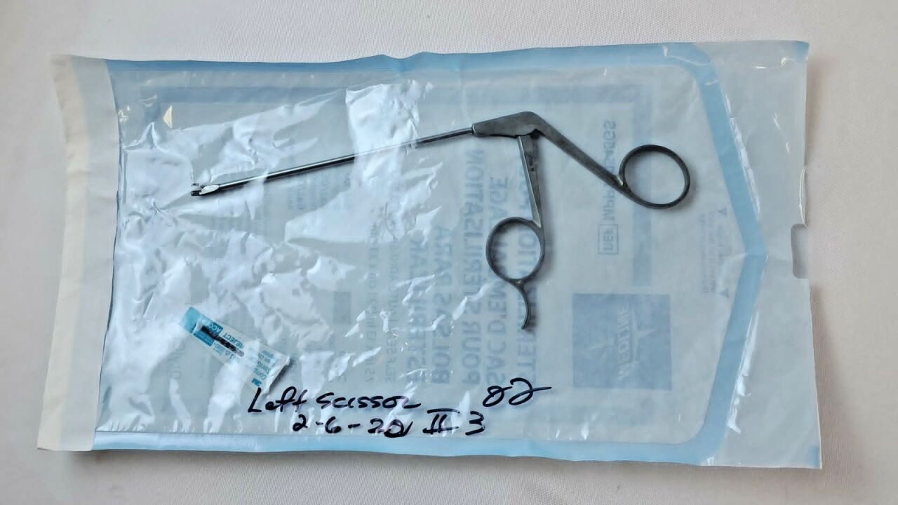 SHUTT-LINVATEC 31.10012 Surgical 45deg Angle Micro Scissor Forcep 3.4mm x 130mm — photo 2