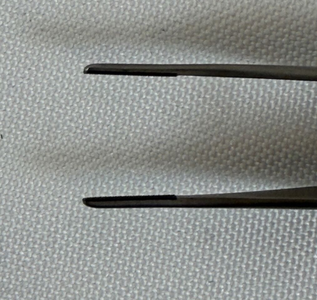 CODMAN 36-6000 T/C 5" Adson Tissue Forcep Smooth Jaws — photo 4