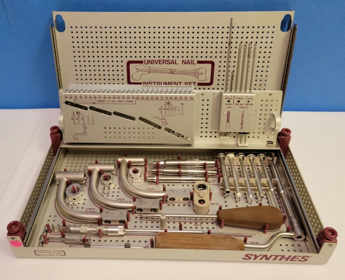 SYNTHES Various Universal Nail Instrument Set — photo 1