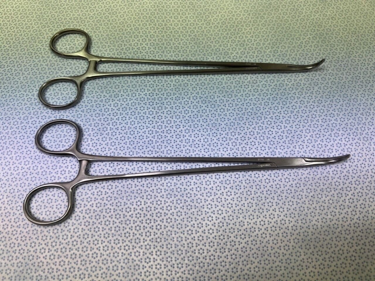V. MUELLER NL-3510 Adson Hemostatic Forceps Curved Serrated Tips Set of 2