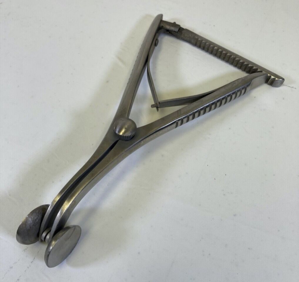 Circular Smooth Pad 7" Long 2" Spread 20mm Femoral Tibial Spreader w Ratchet — photo 1