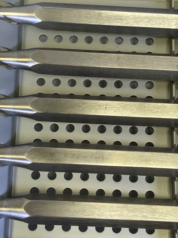 ZIMMER 1128-01 Set of 8 Ultra Cut Cobb Gouges Set w/ Sterilization Case — photo 10