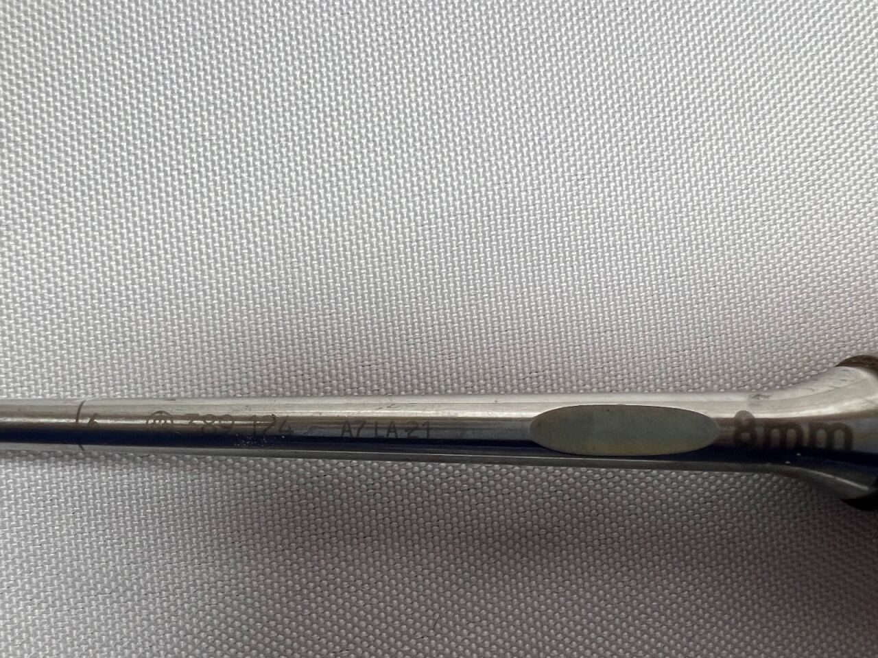 SYNTHES 389.124 Plivios Rectangular Curette 8mm — photo 2