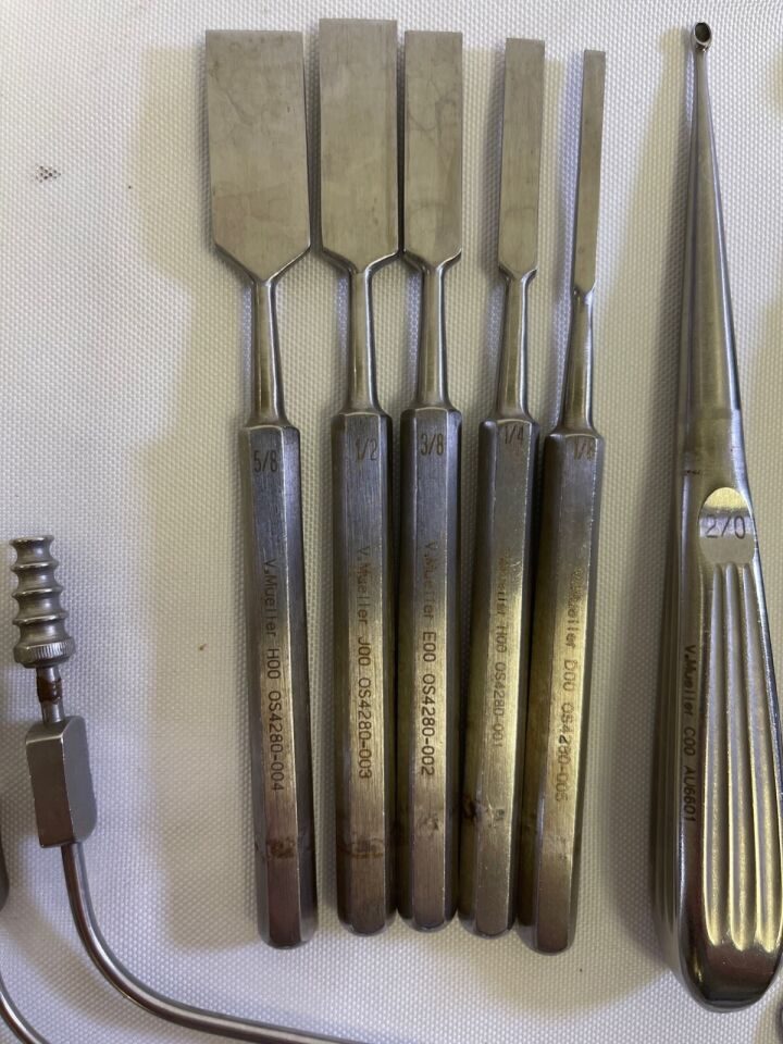 V. MUELLER Various Small Ortho/Podiatry Set w/ Sterilization Case — photo 5