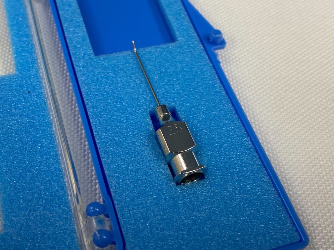 KARL STORZ E4901-25 Knolle Chamber Cannula 25 Gauge — photo 5