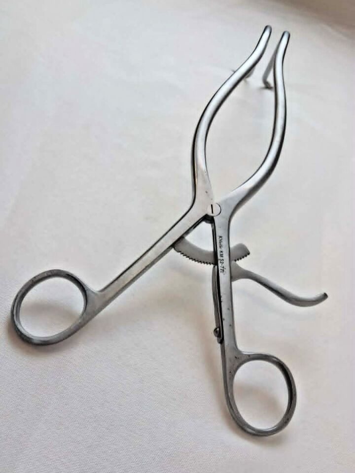 KMEDIC KM 52-771 Wiltse-Gelpi Retractor 11" 90deg Sharp — photo 5