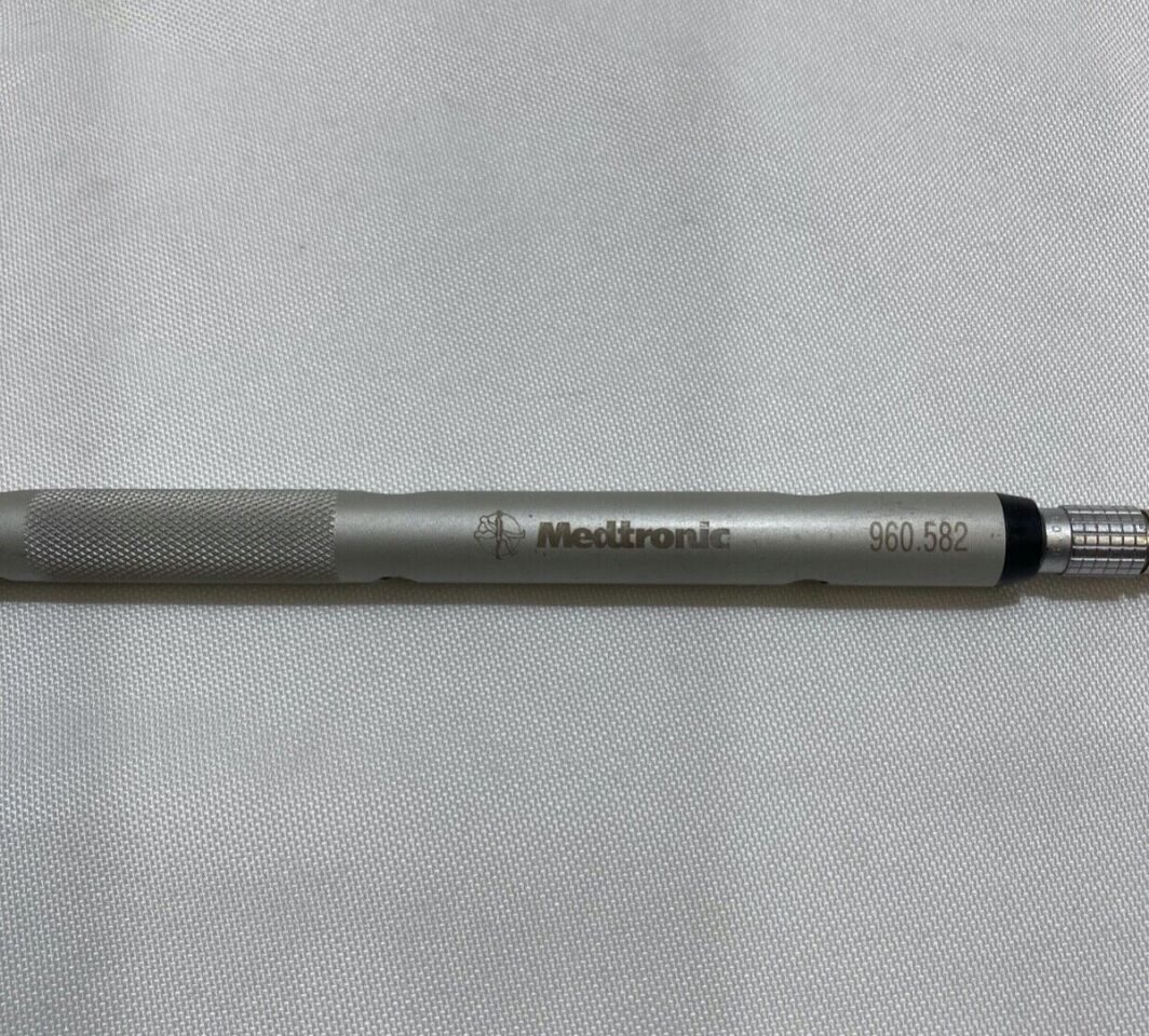 MEDTRONIC Sofamor Danek 960.582 w/ 960.501 Bucholz-Freehand Pointed Probe w/ Cable — photo 5