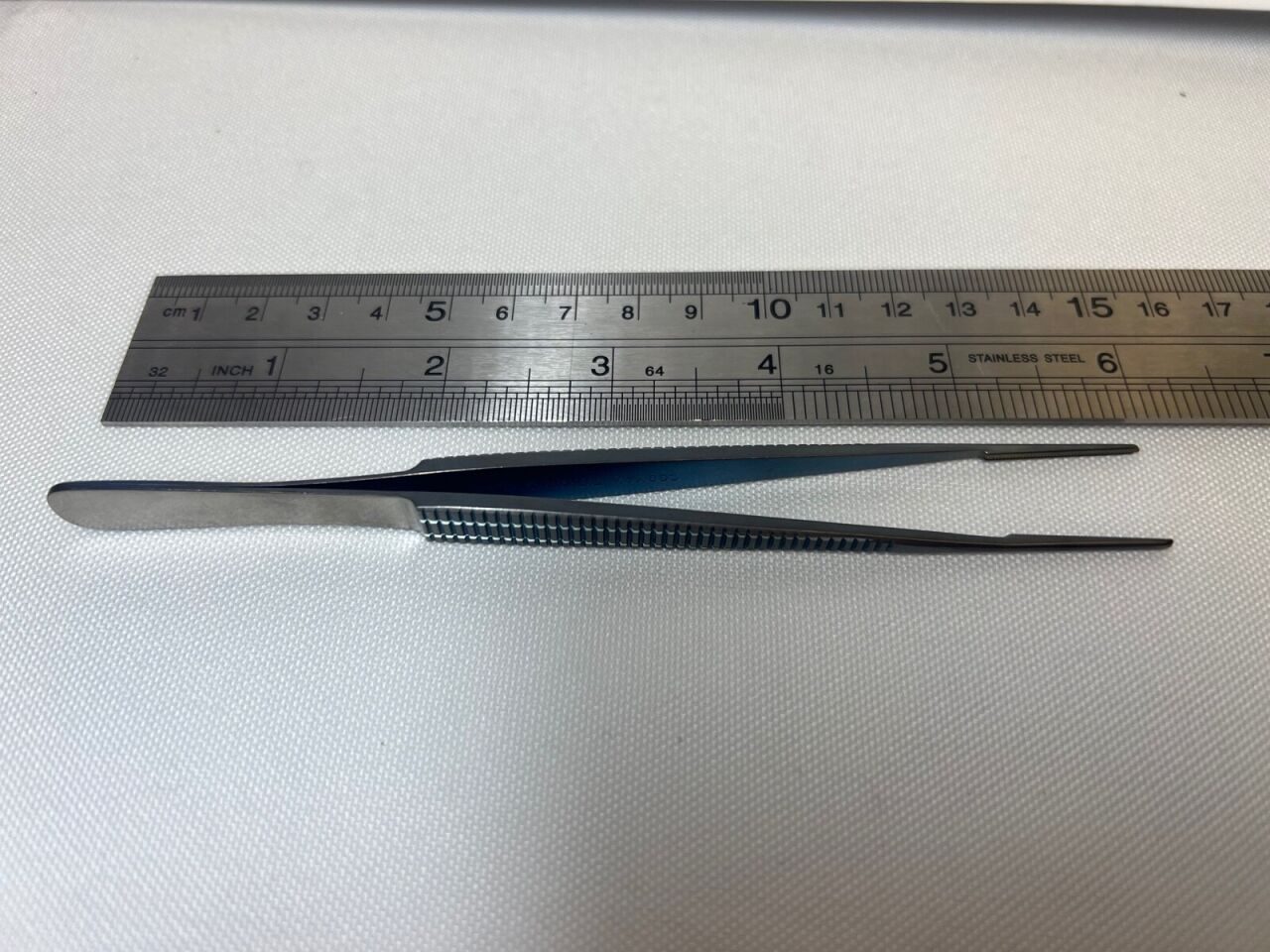 CODMAN 30-8500 Titanium Castaneda Vascular Forceps 6" 1x2 Serrated Tips — photo 6