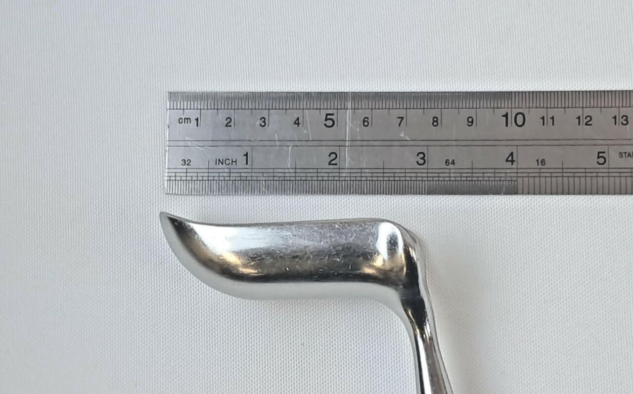 V. MUELLER SU162 Sawyer Rectal Retractor w/ Small Blade — photo 4