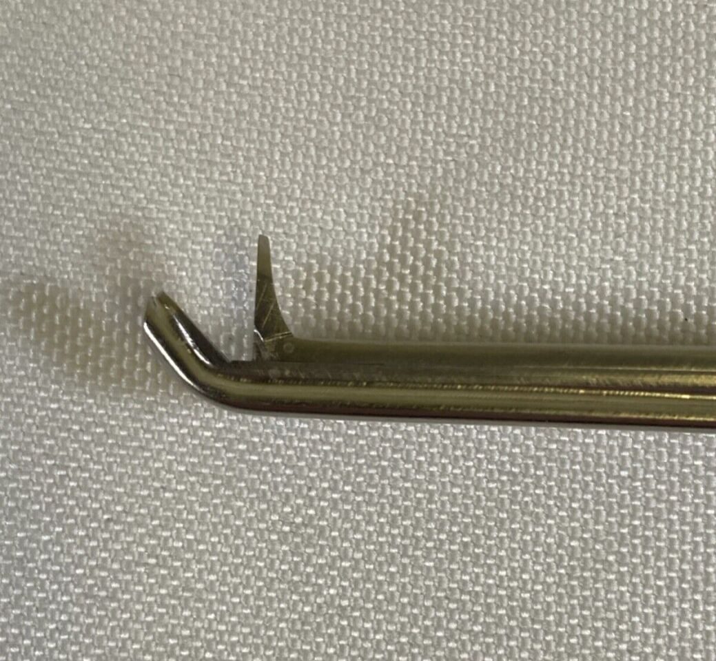 RICHARDS 23-0870 Weil Blakesley Nasal Forcep w/ Suction 45deg Up 2mm x 6mm Bite ENT — photo 4