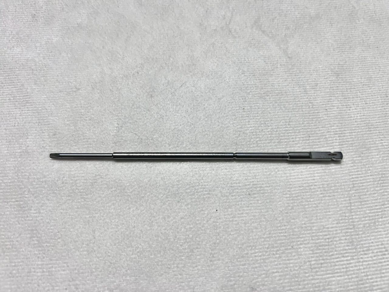 SYNTHES 03.617.902 T8 Stardrive Self-Retaining QC Screwdriver Shaft — photo 1