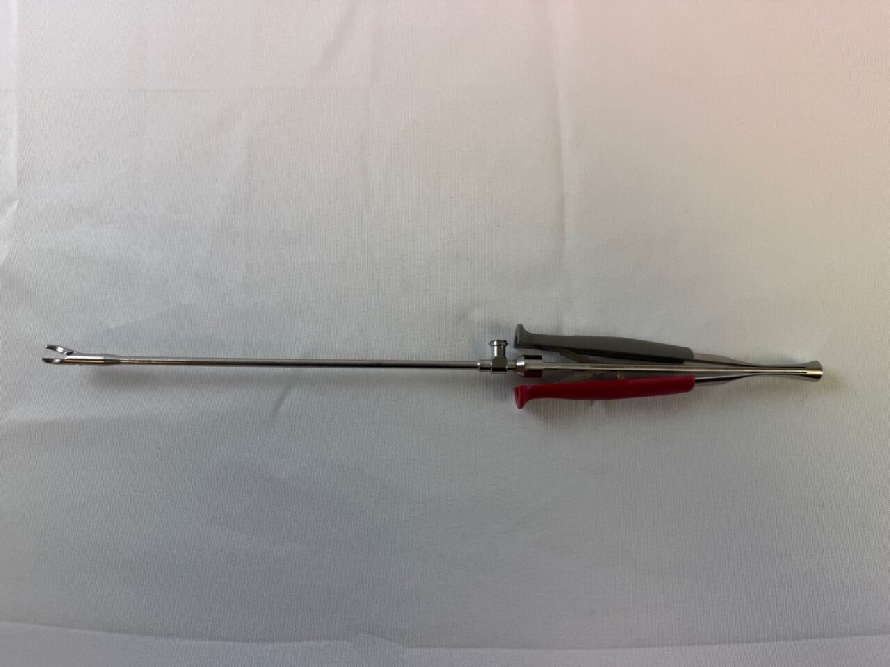 EDWARDS MICS T/C 3.5mm x 30cm Minimally Invasive Cardio Thoracic Needle Holder