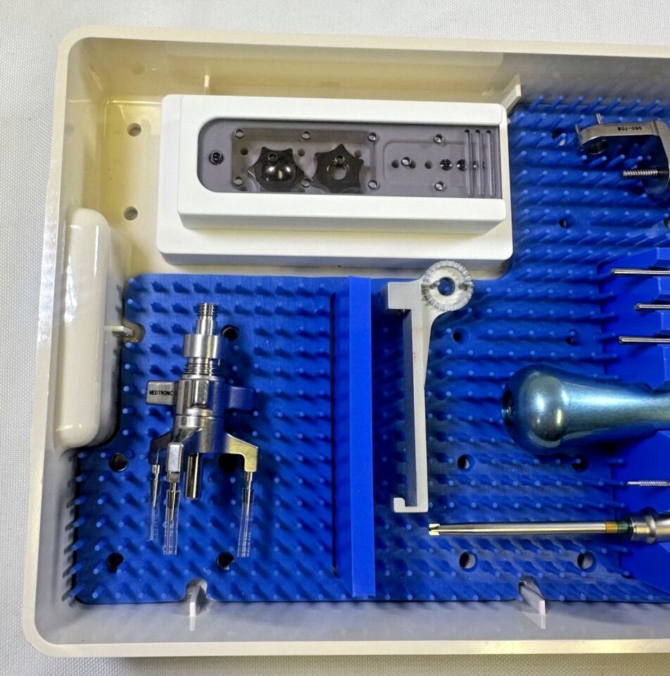 MEDTRONIC Xomed 960-811 Frame Lock Kit — photo 3