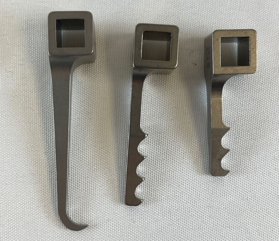 TSI TEDAN  Set of 3 Phantom MC Hook & Multi Toothed Hooks 50 40 30mm Neuro Spine — photo 3