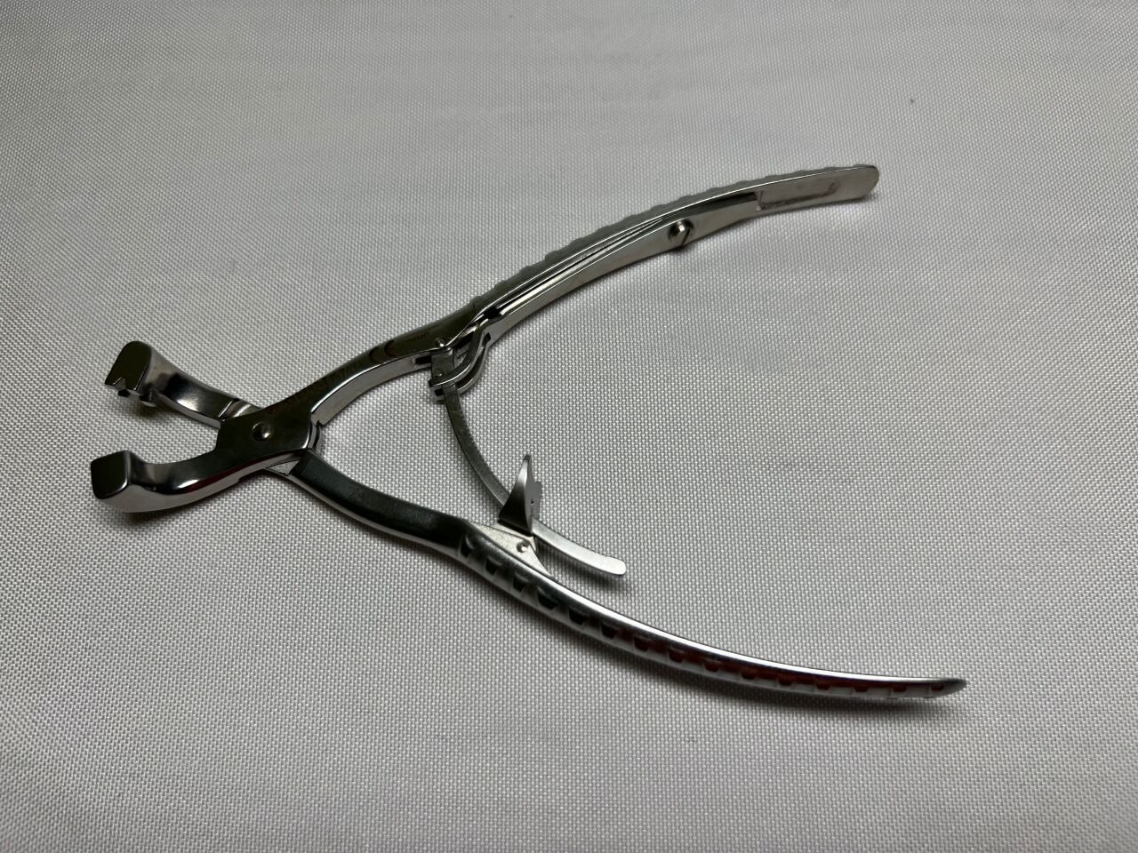 SYNTHES 351.782 Medullary Reaming Holding Forceps — photo 1
