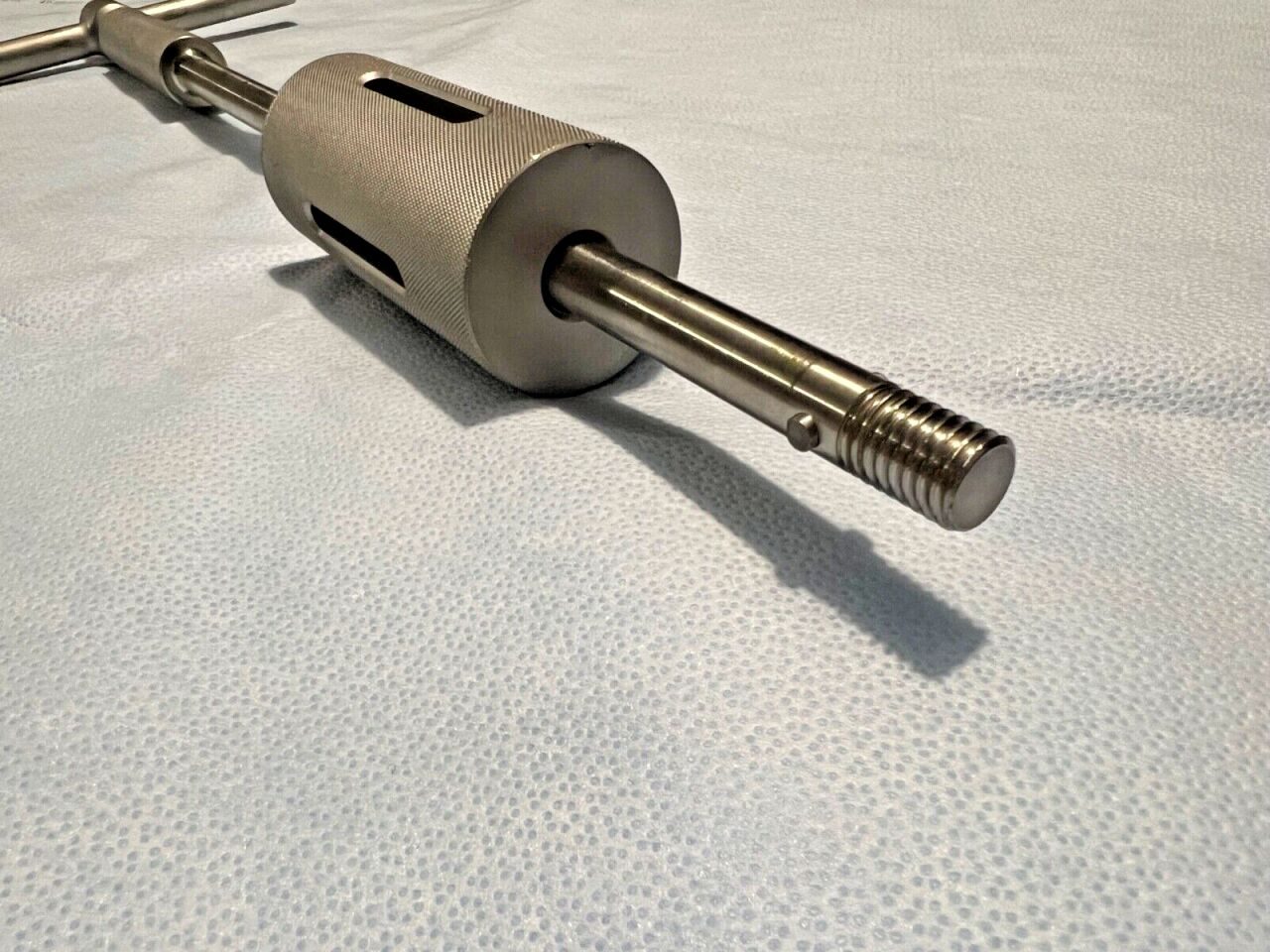 ZIMMER 6551-06 17-1/2" Orthopedic T-Handle Slap Hammer — photo 3