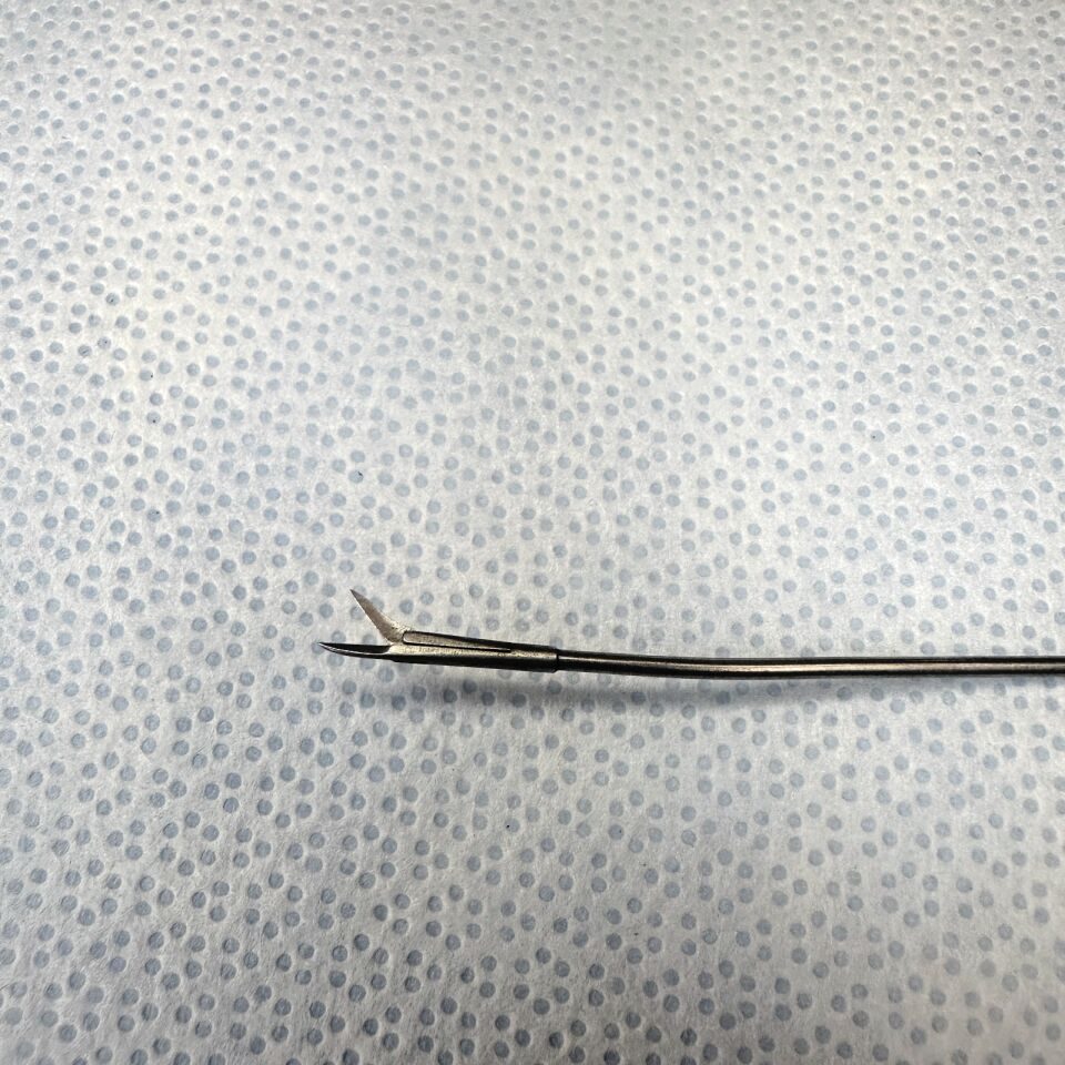 AESCULAP FD420R Semi Rigid Dissecting Scissors Straight Sharp Neurology — photo 3
