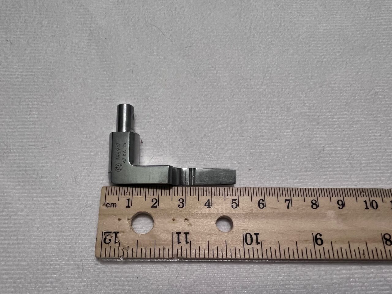 SYNTHES 396.947 Guide Block For LCP Distal Femur Plates Left 50mm — photo 2