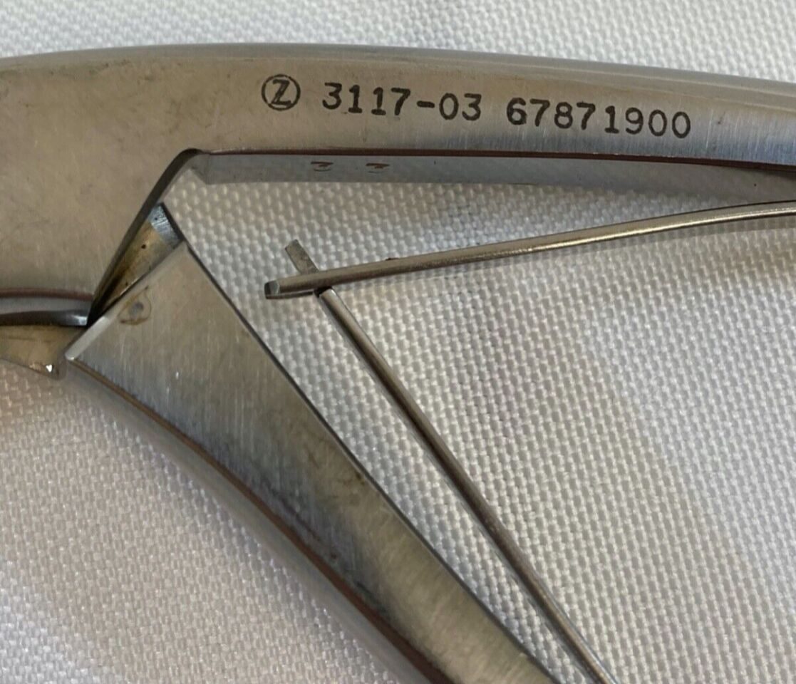 ZIMMER 3117-03 Self-Retaining Bone Forceps 2 Prong Swivel Angled Jaw — photo 2