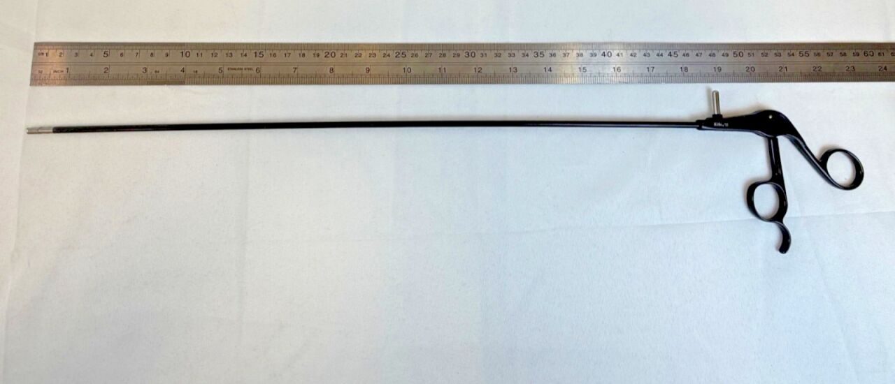 R. WOLF 8384.1 5mm x 45cm Laparoscopic Spiked Biopsy Cup Monopolar Forcep — photo 8