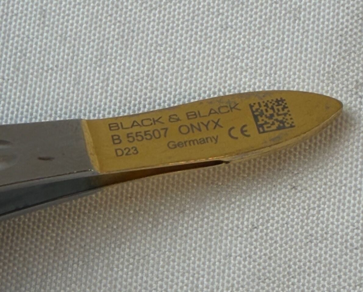 BLACK & BLACK SURGICAL B 55507 ONYX Castroviejo Diamond Dust Forcep 0.5mm x 4" — photo 3