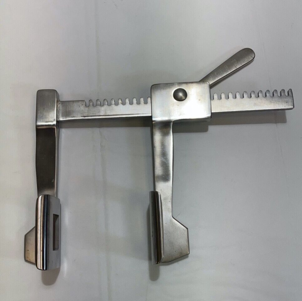 WECK 3" x 2" Fenestrated Blades Finochietto Rib Spreader