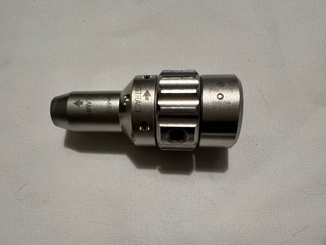 SYNTHES 394.075 Distractor For Distal Radius Fixator — photo 1