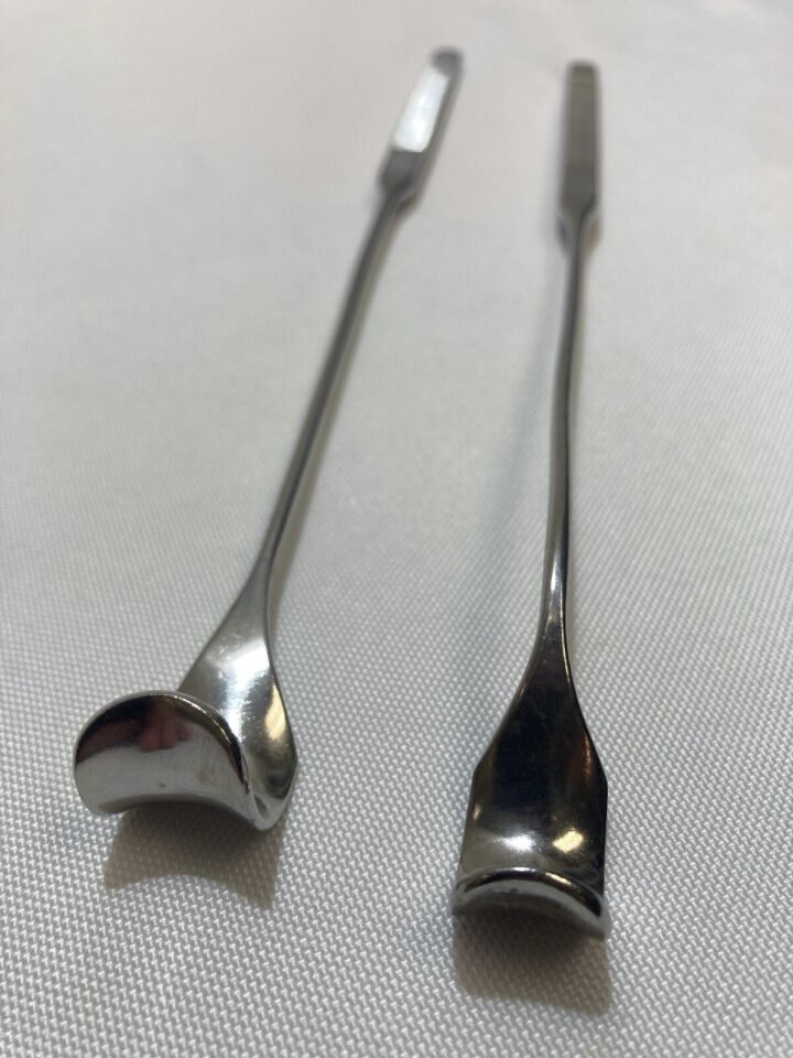 INSTRUMENT ASSOCIATES 11" 14mm & 18mm Cushing Vein Retractors — photo 6