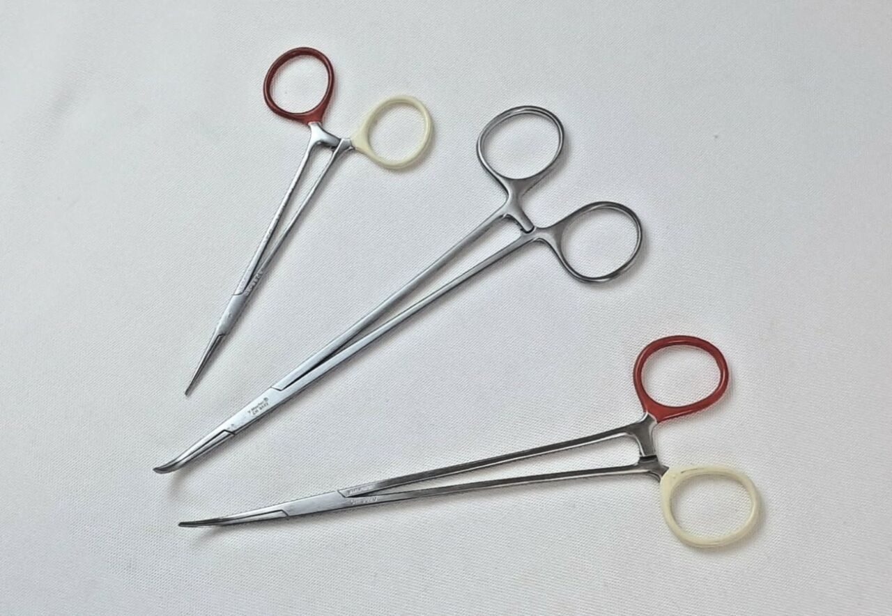 V. MUELLER CH8620 CH8622 CH8608 Jacobson Hemostatic Delicate Forceps Set 3pc — photo 3