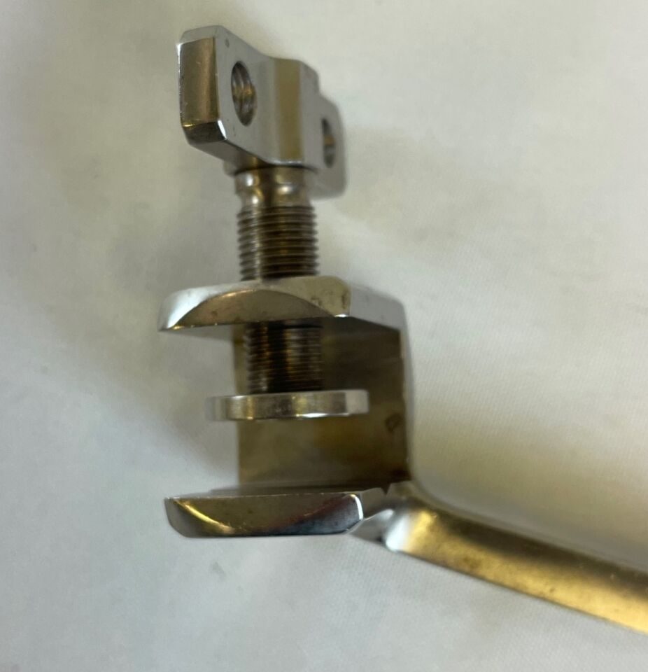V. MUELLER SU2952-11 Hand-Held Retractor Adapter for Universal Ring Retractor — photo 3
